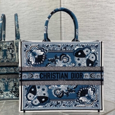 Christian Dior Shopping Bags